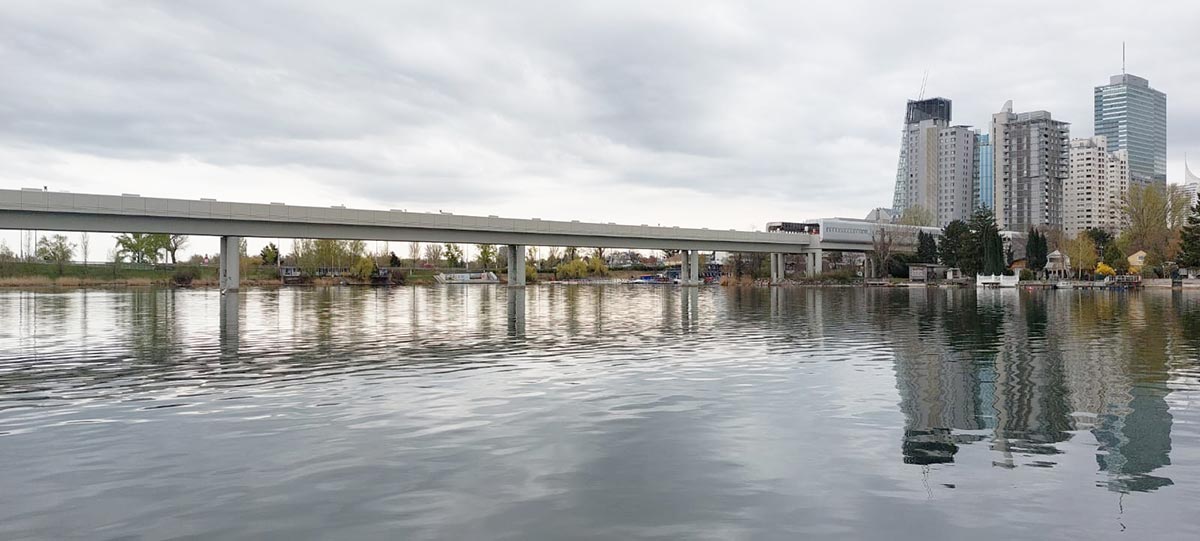 Alte Donau, Segelschule Hofbauer