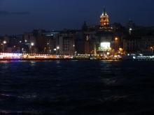 Galataturm bei Nacht